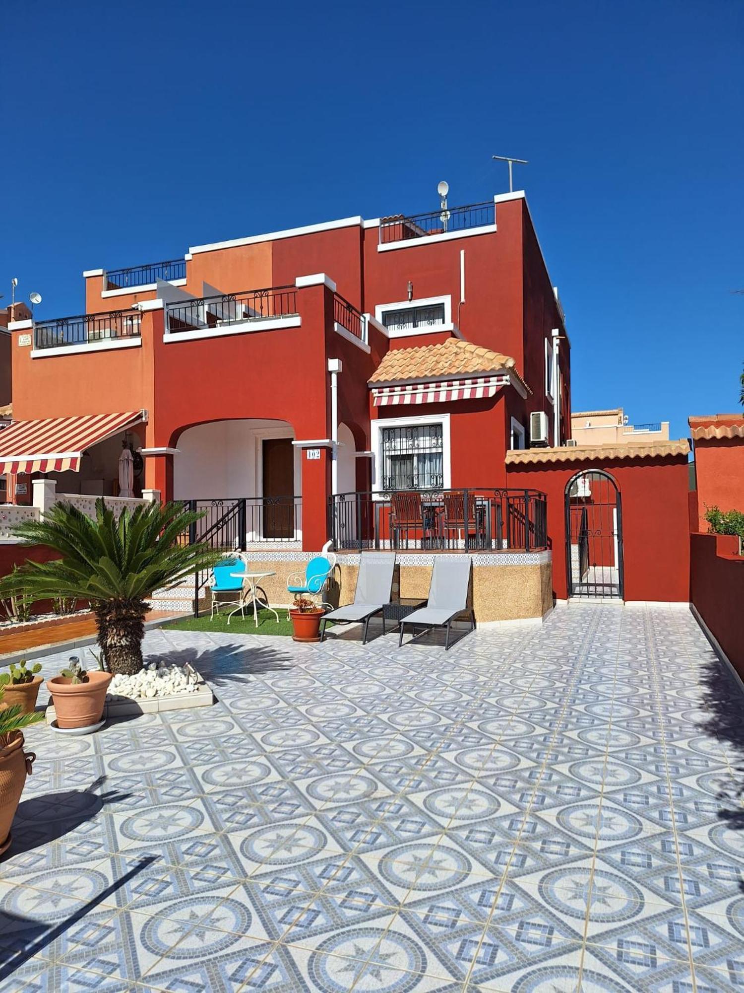 Casa Azul Los Montesinos Аликанте Екстериор снимка